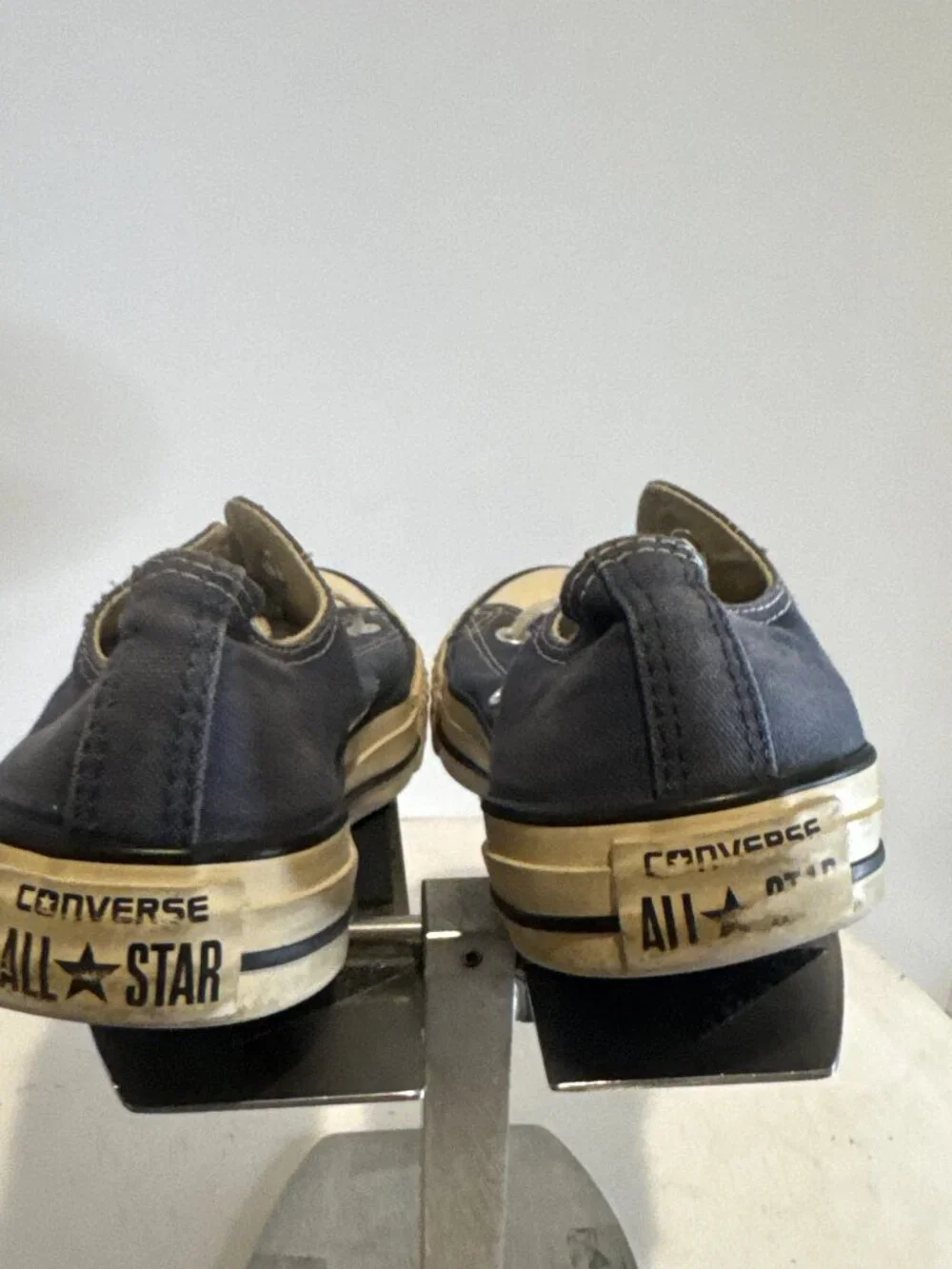 Converse M9697 Blue Sneakers  Women's size 7.5 Men's size 5.5